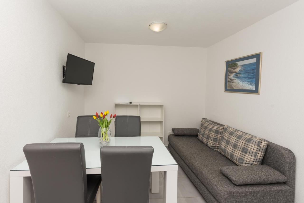 M&a Apartment *