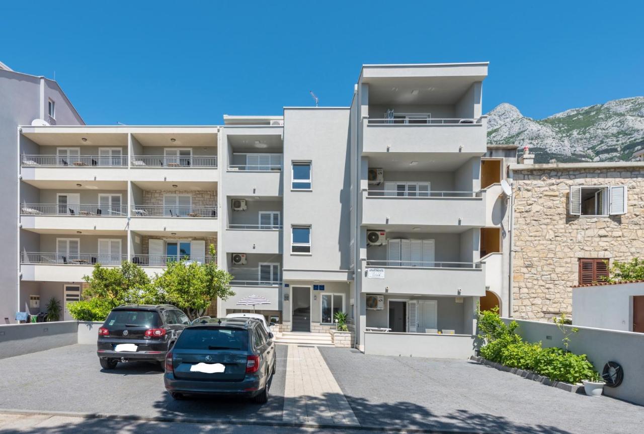 M&a * Makarska