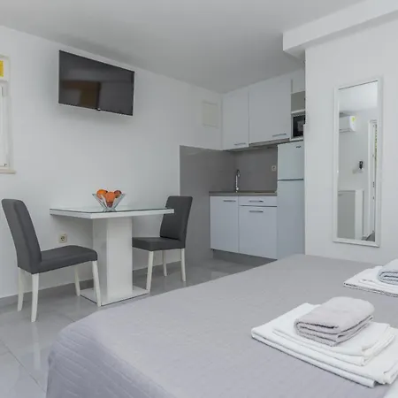 Apartments M&A Makarska Exterior photo