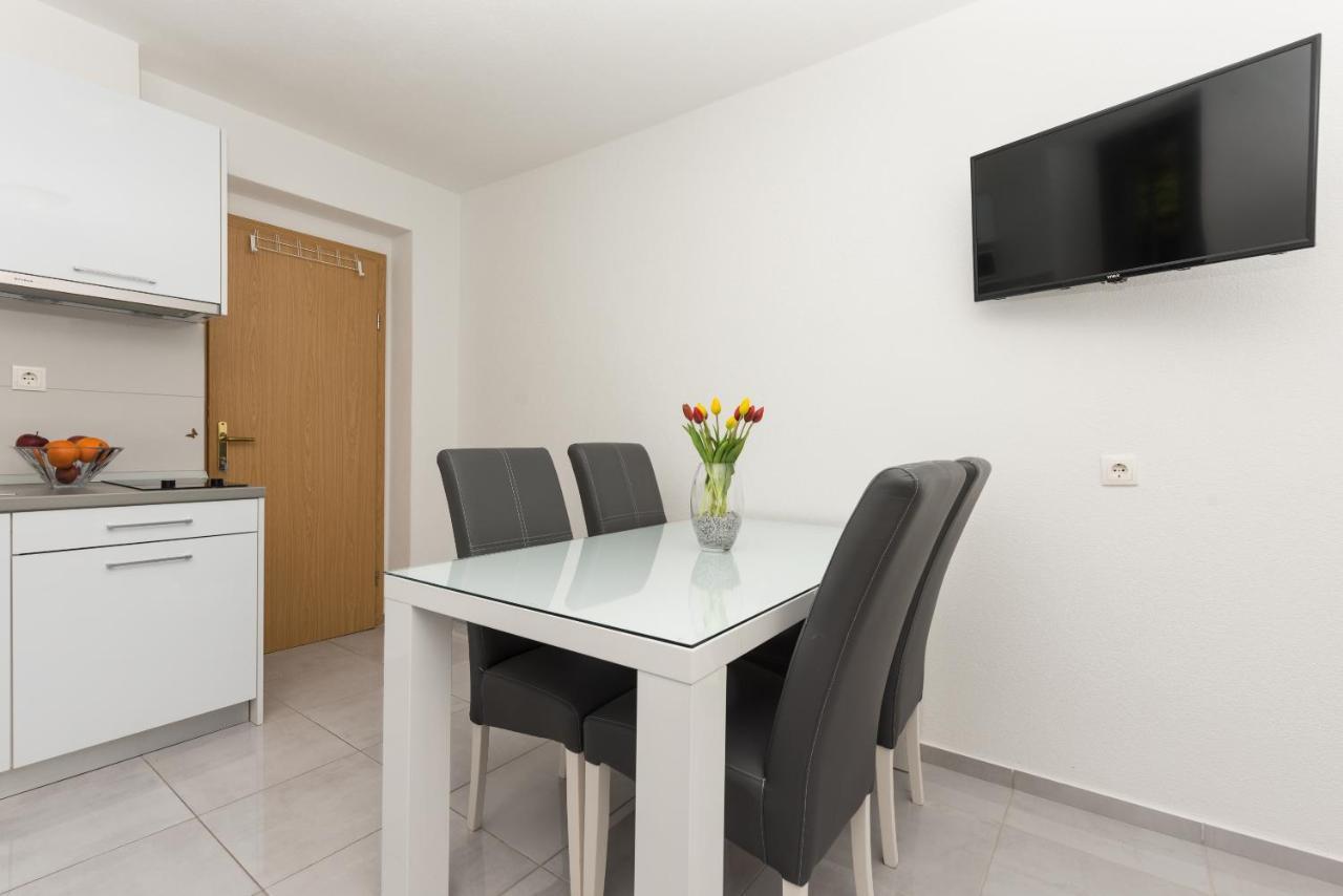 M&a Apartment *
